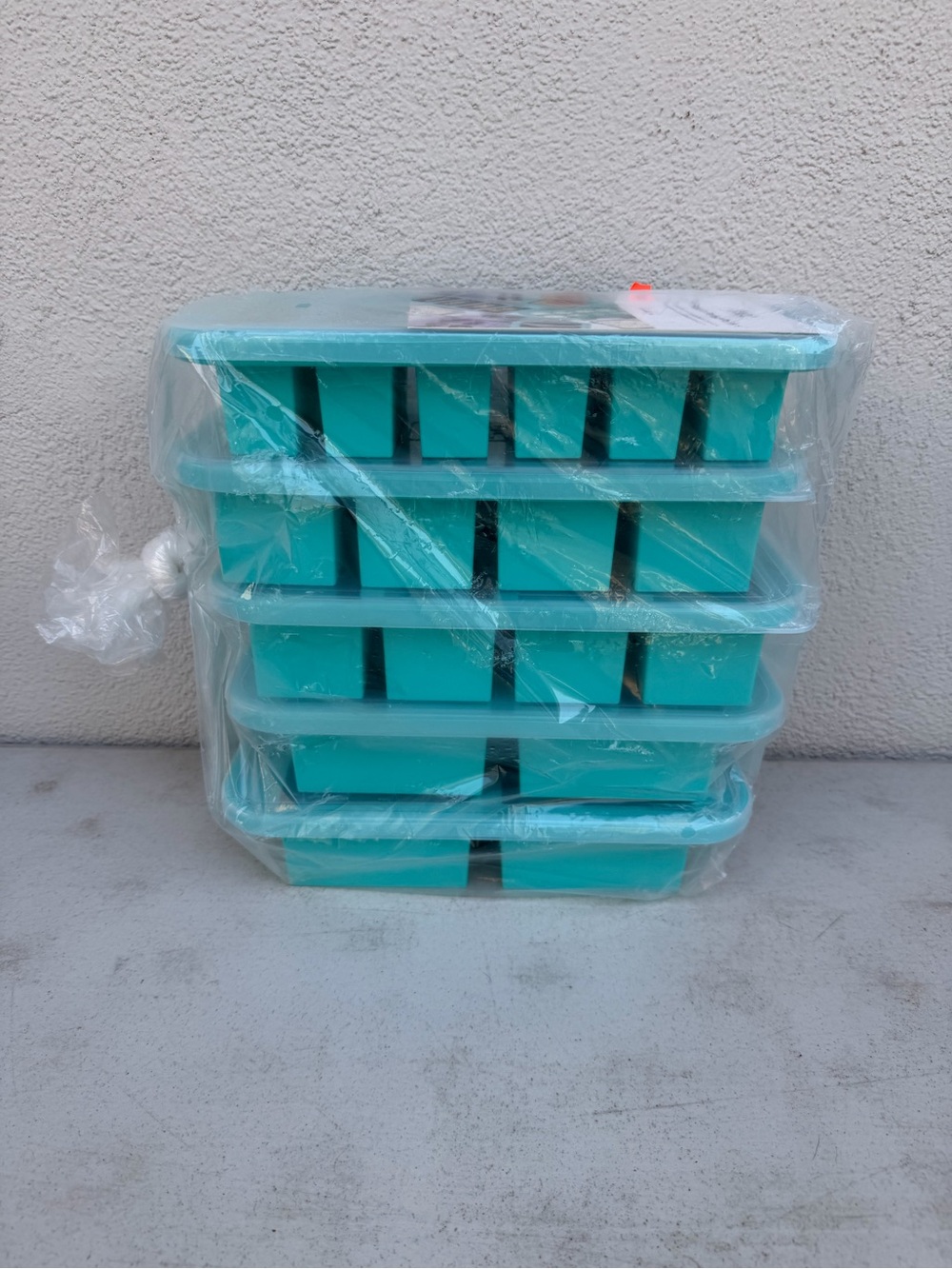 Teal Freeze Food in Perfect Portions Tray - Picture 3 of 3